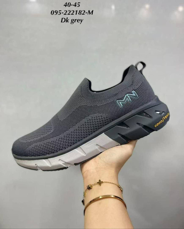 سایز 41-45 اورجینال ساخت ویتنام برند اسکیچرز راحت وطبی