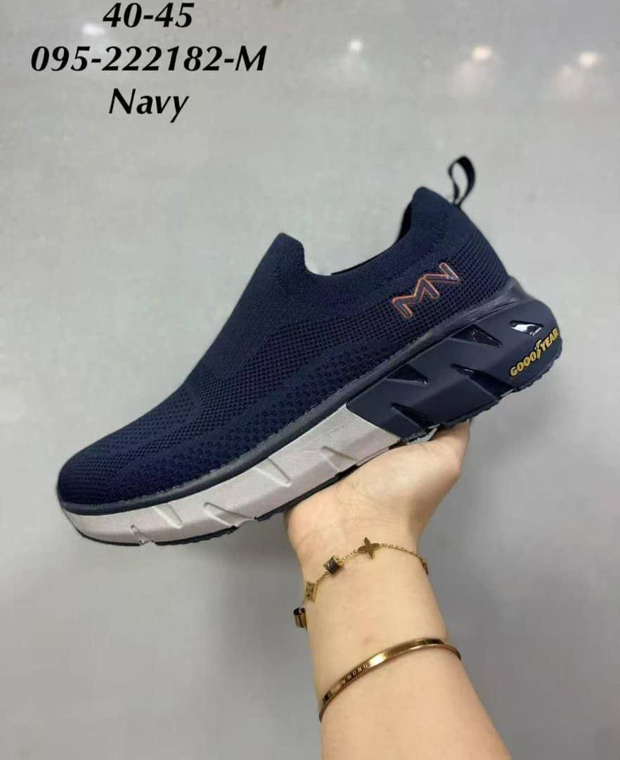 سایز 41-45 اورجینال ساخت ویتنام برند اسکیچرز راحت وطبی